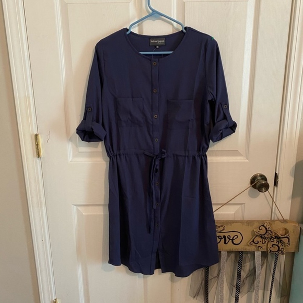 They Royal standard button down dress